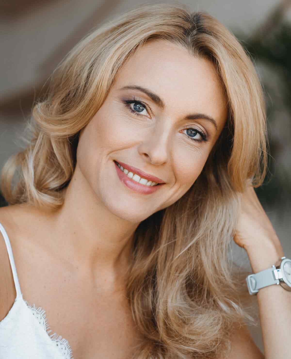 https://www.girls-run-internet.com/wp-content/uploads/2020/12/image_about_us_06.jpg